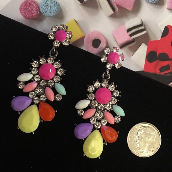 “CONFETTI” COLORFUL STATEMENT STUD EARRINGS-DROP - Picture 3 of 5
